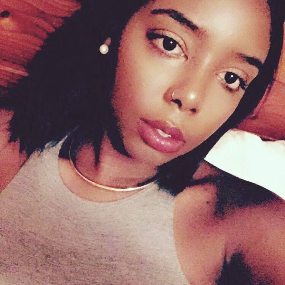 Meet your Posher, Bria